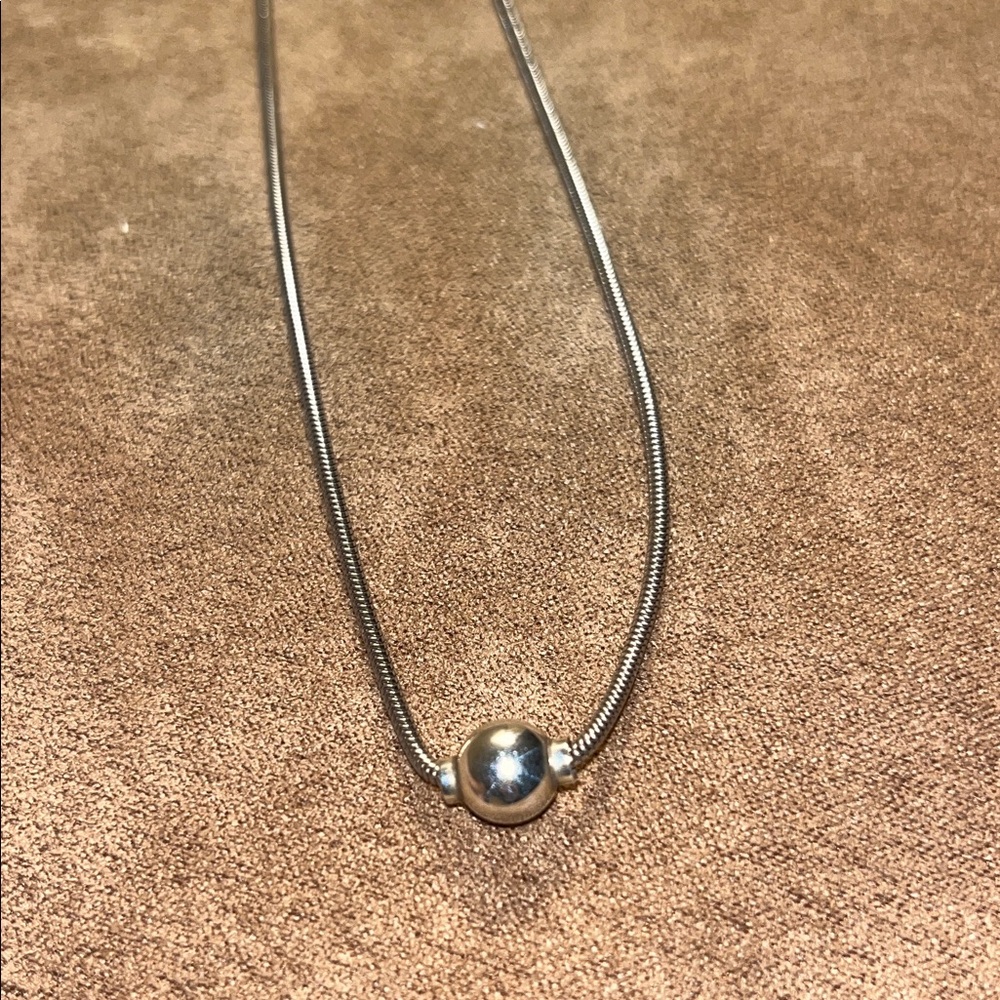 Cape Cod screw ball Sterling Silver Necklace with Bead. Box included